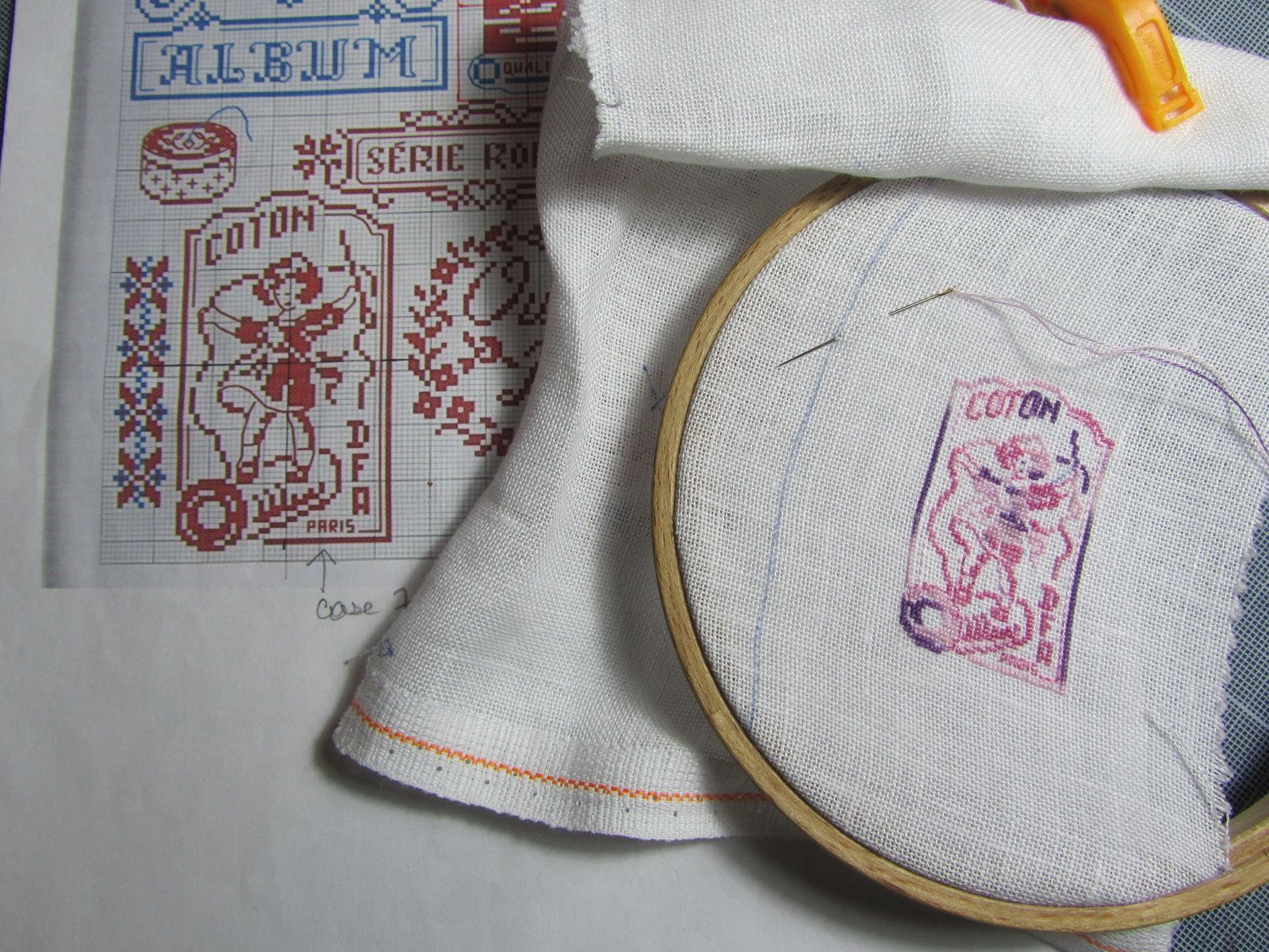 Quatre nouvelles broderies pour le casier d'imprimeur