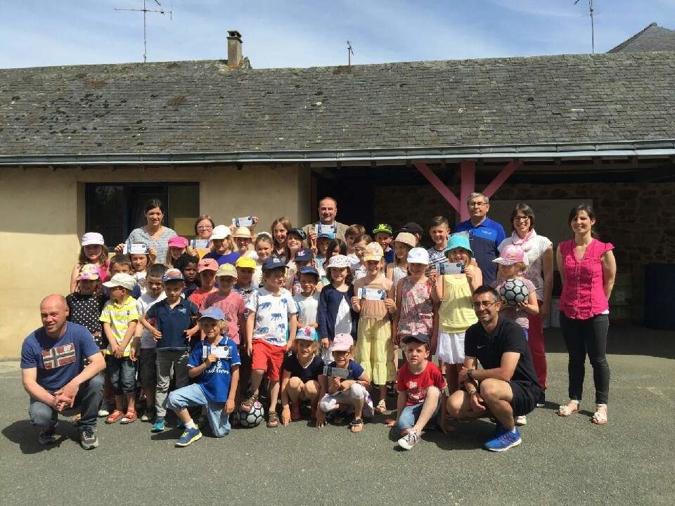 GS à CM2 - Remise officielle des places pour de match de l'Euro 2016