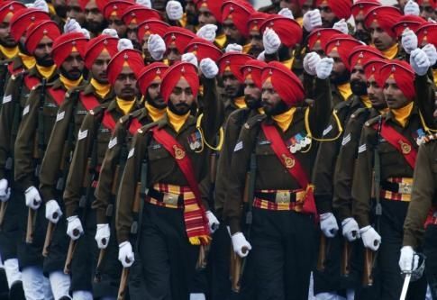 Le régiment sikh de l'armée indienne, en janvier 2015 à New Delhi - AFP/Roberto Schmidt