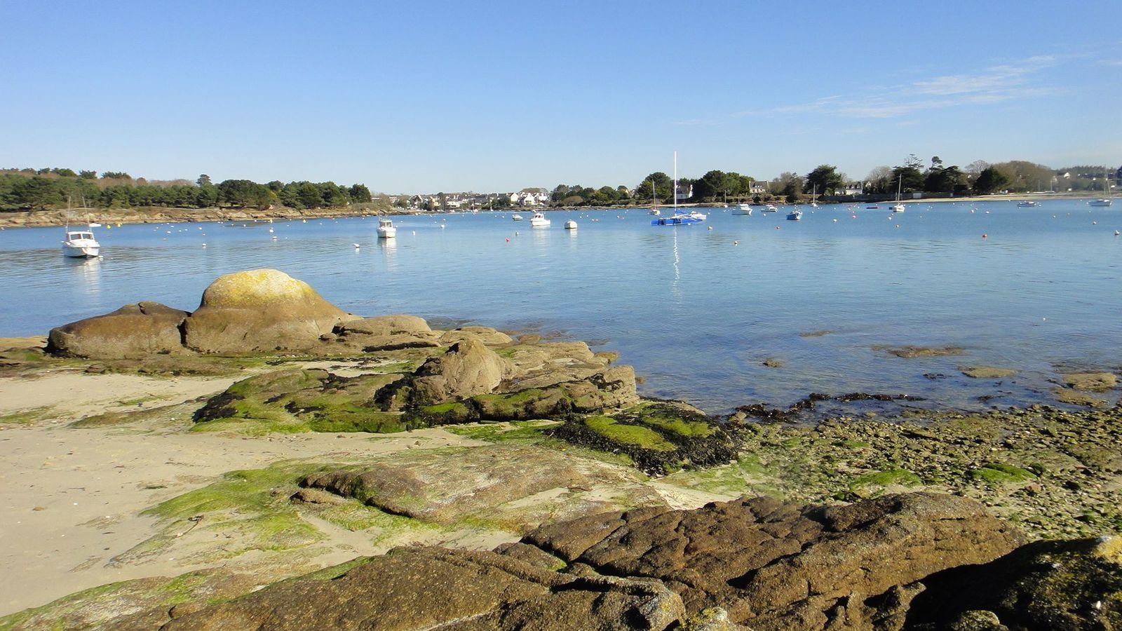 Baie de Concarneau : à la découverte des anses et moulin à marée