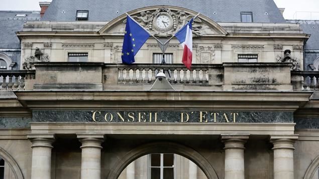 La Commission, le juge et la censure