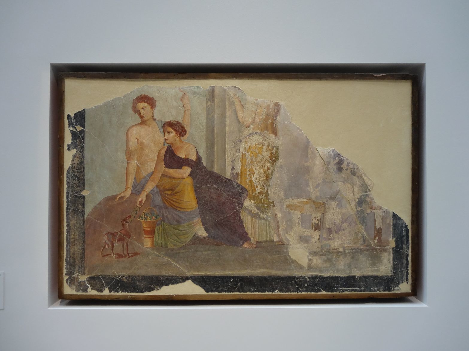 ou ces fragments de peinture murale de Pompéi (Ier siècle après JC)