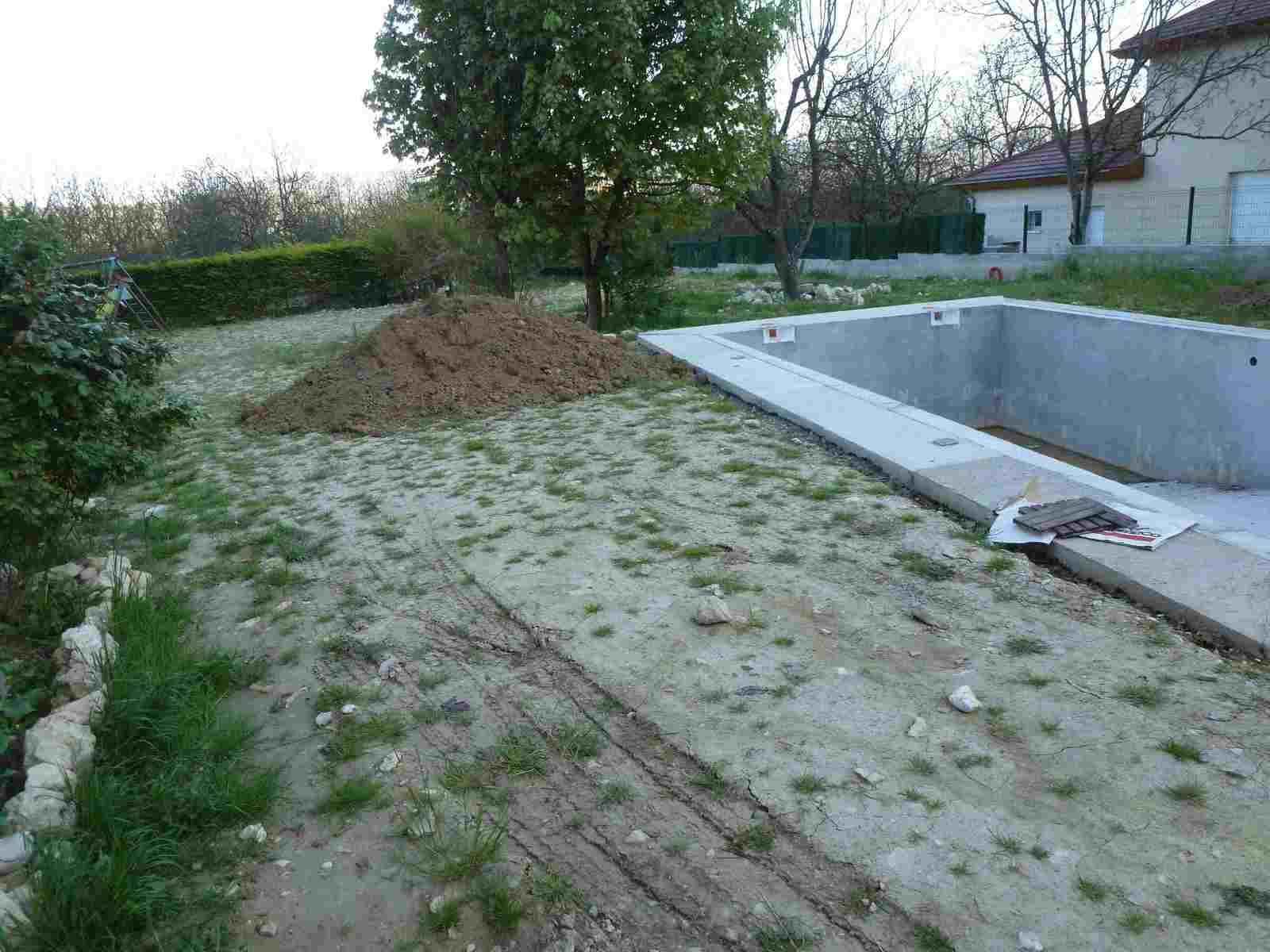 Gazon en terrain difficile (terre argileuse, cailloux...) ricaud paysage