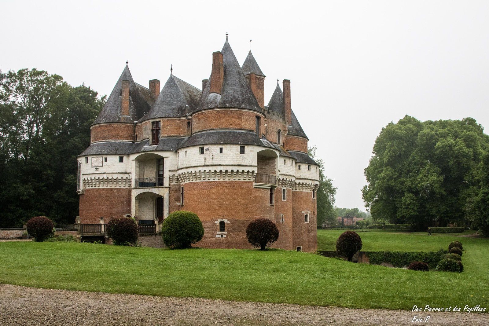 Le château de Rambures