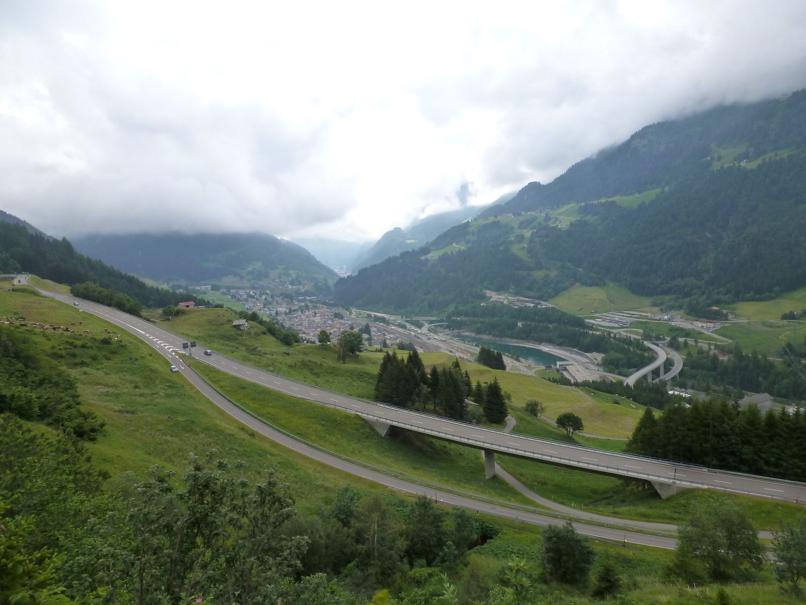28 juin 2014 - Cols alpins suisses, un paradis &amp; un enfer