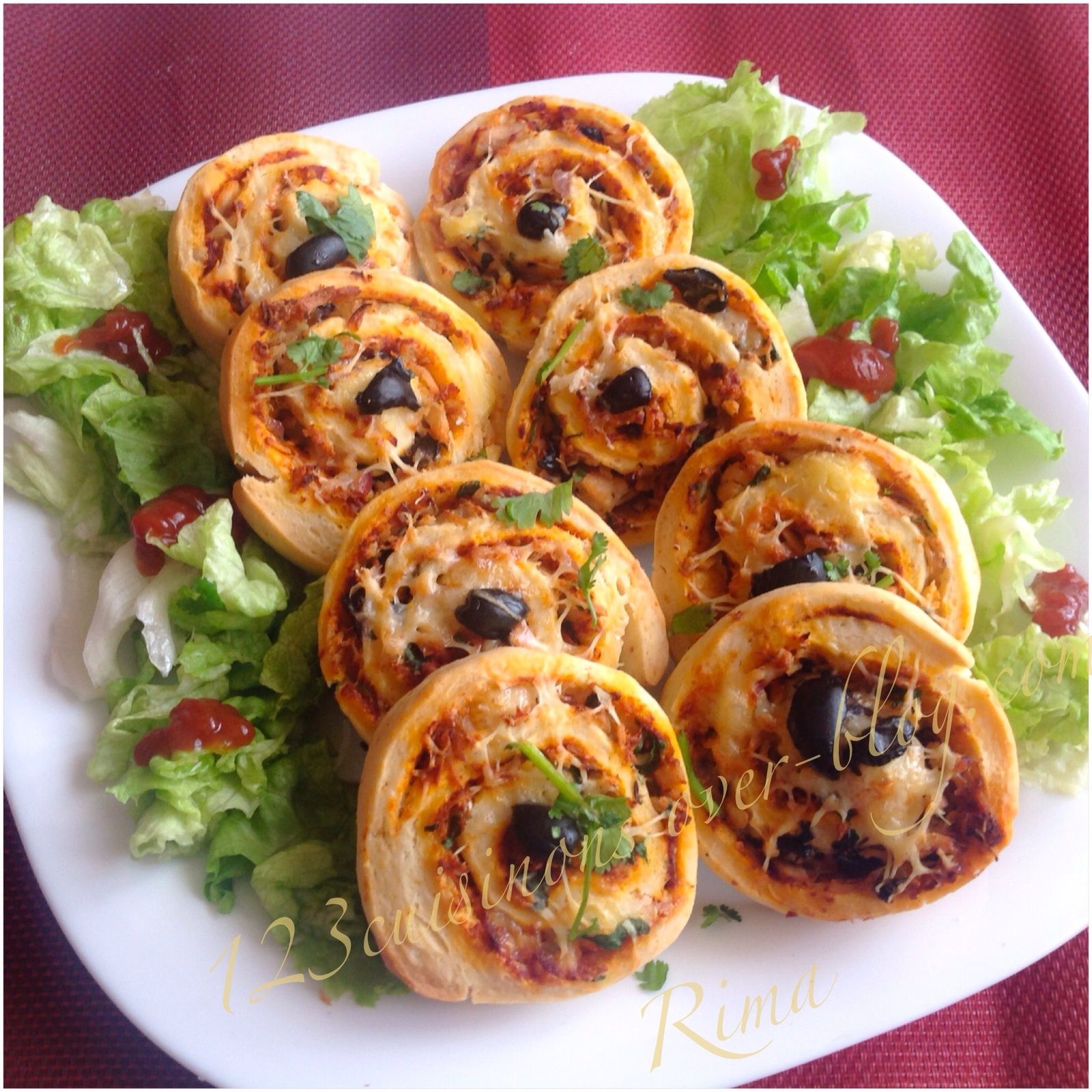 Roulés au poulet et aux olives noires