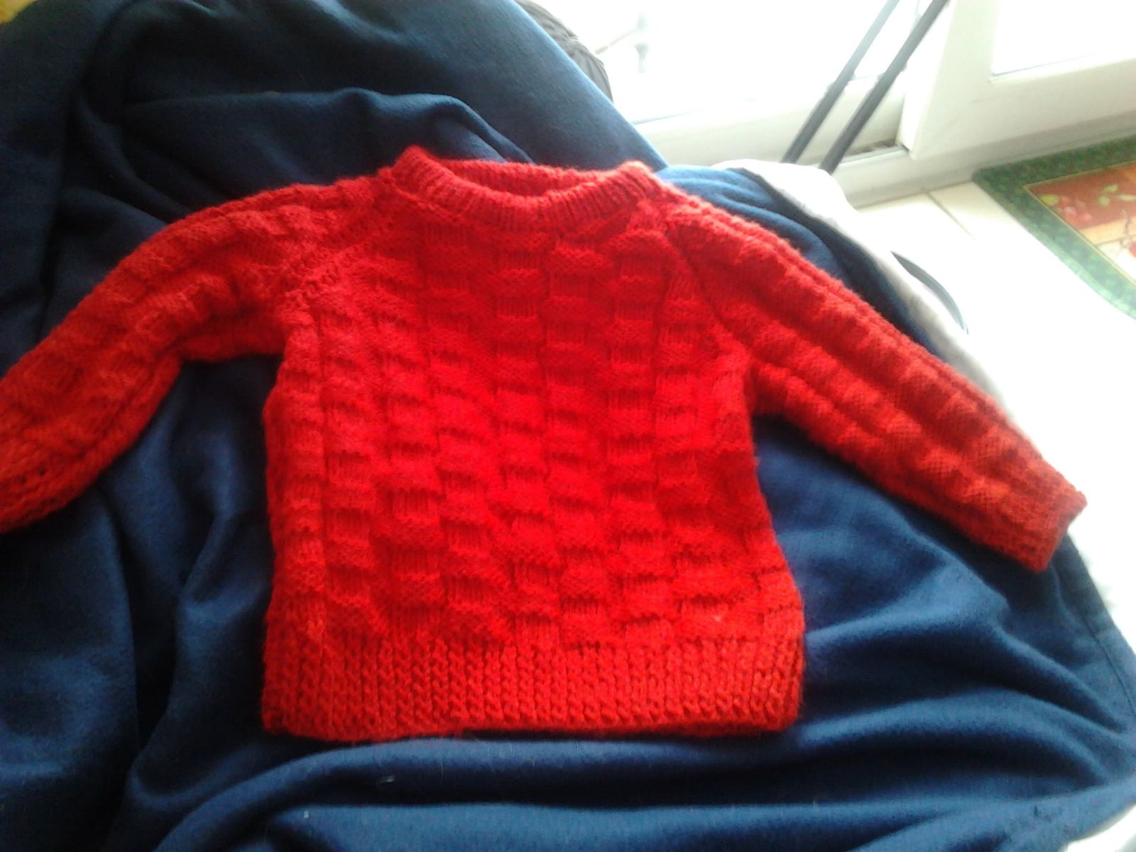 Tricot : pull rouge taille 18 mois - Chez Marraine