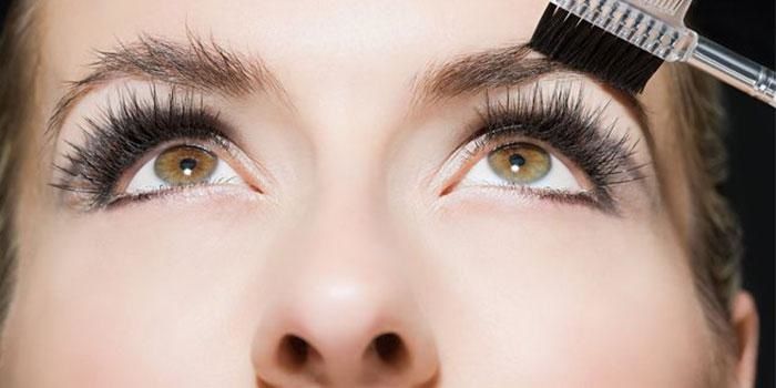 Comment bien épiler ses sourcils ? - Beautyboxaddict