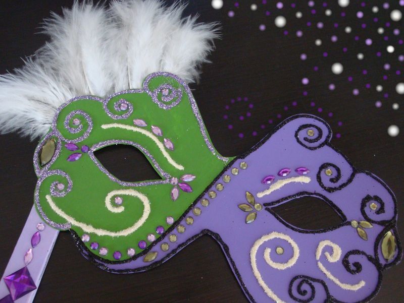 Le Masque Et La Plume Tre Piani Arrivée des masques du carnaval (concerts du 7 et 13) - Le blog de l