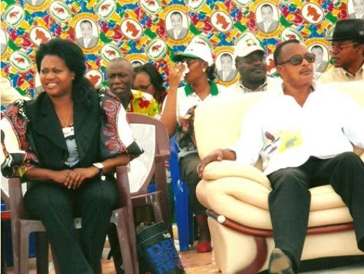 Rencontre hollande sassou nguesso