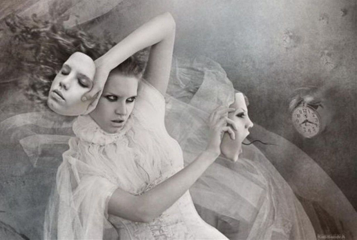 Femme aux multiples visages