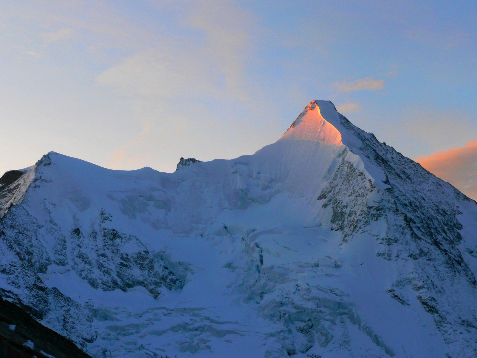 Alpinisme : Obergabelhorn Face Nord 4063 m - Le Petit Alpiniste Illustré