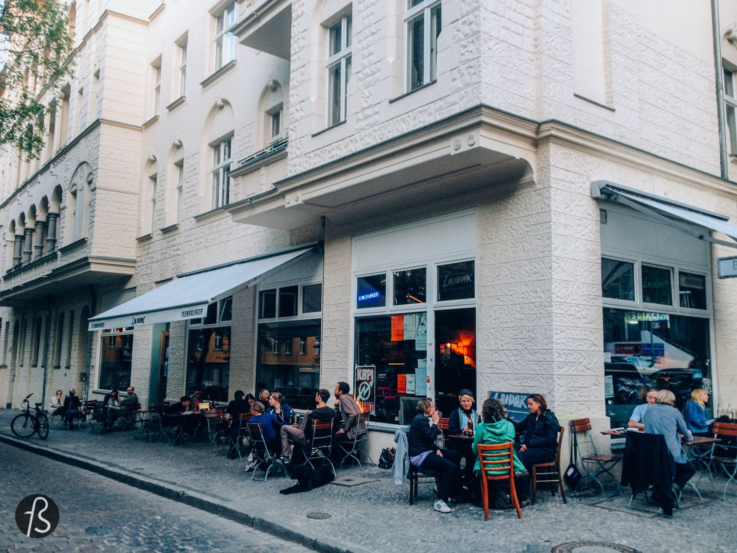 Berlin single bar