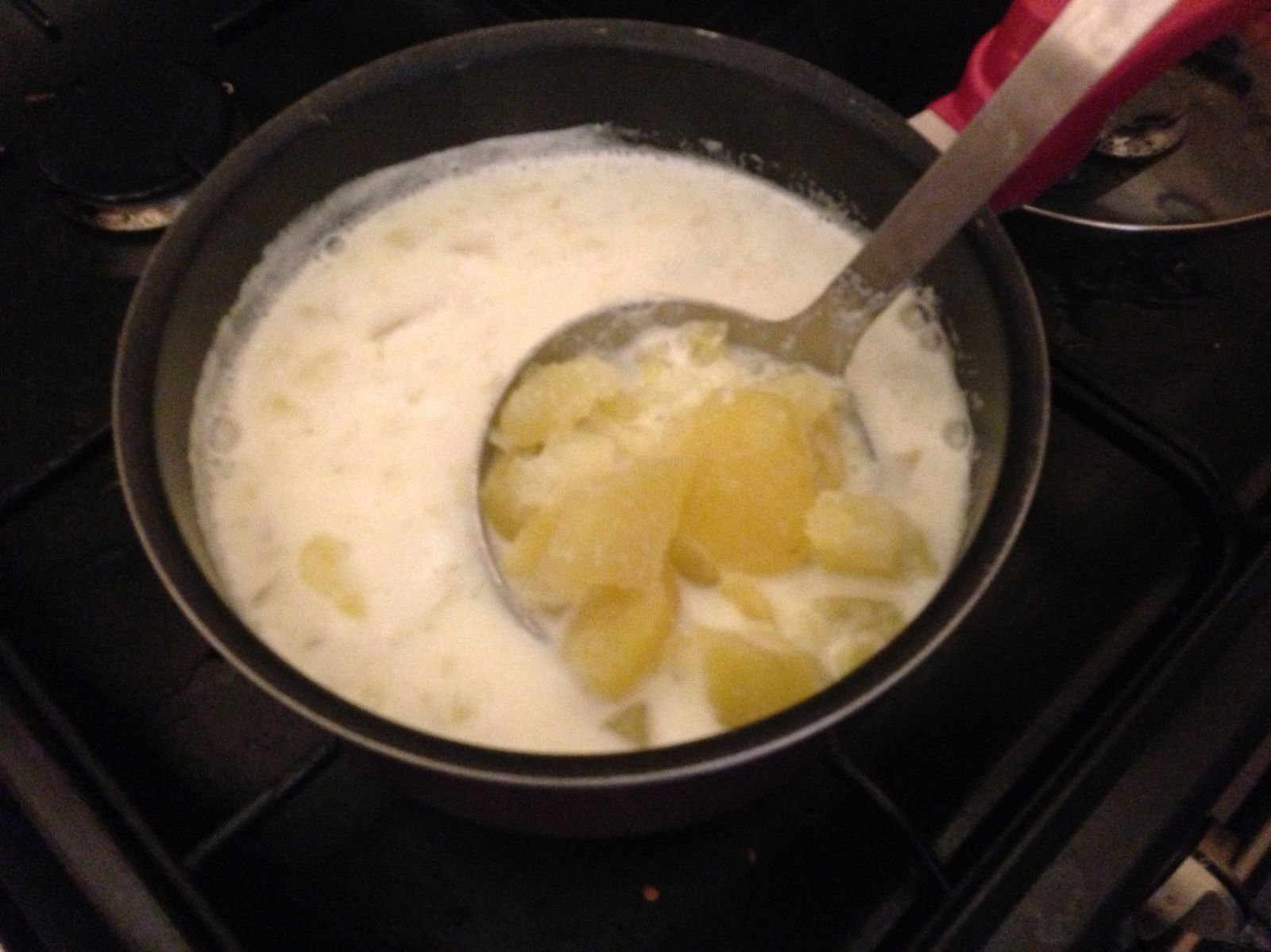 Couscous au lait, oignons et pomme de terre Petites recettes orientales