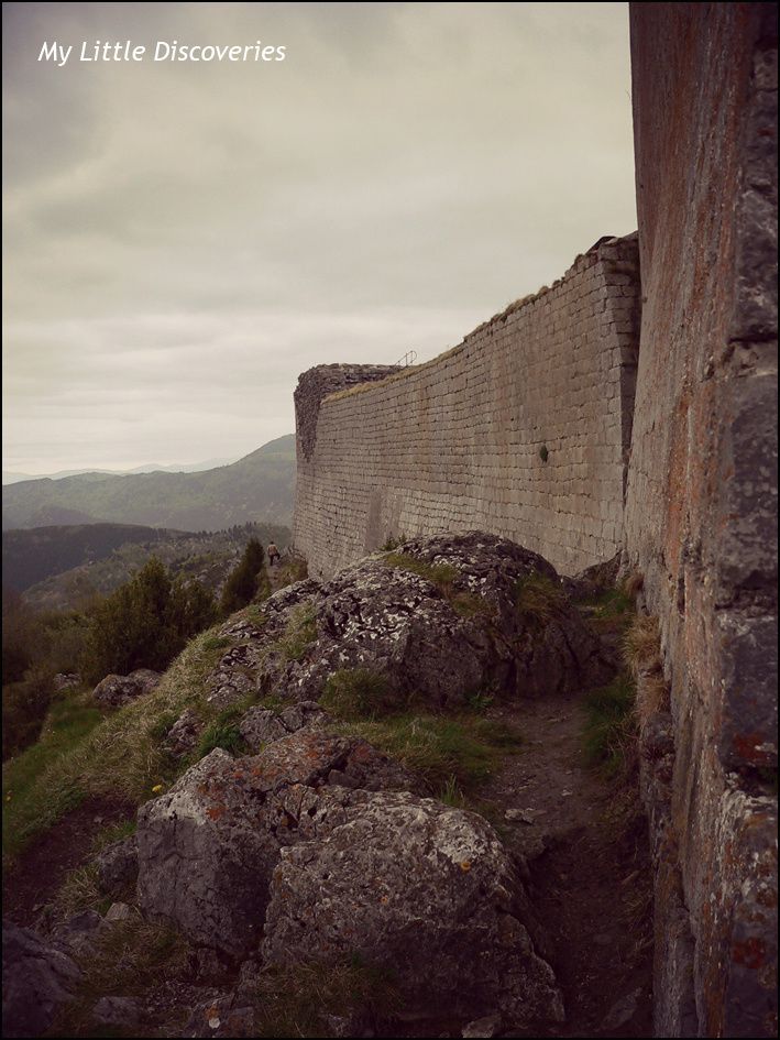 Ariège #2: Montségur, symbole de la résistance cathare