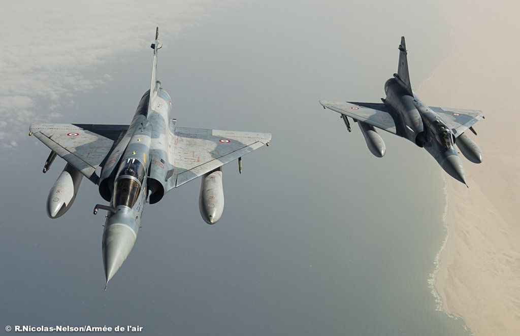 VIDEO - Le convoyage des deux Mirage 2000C à Niamey en vidéo