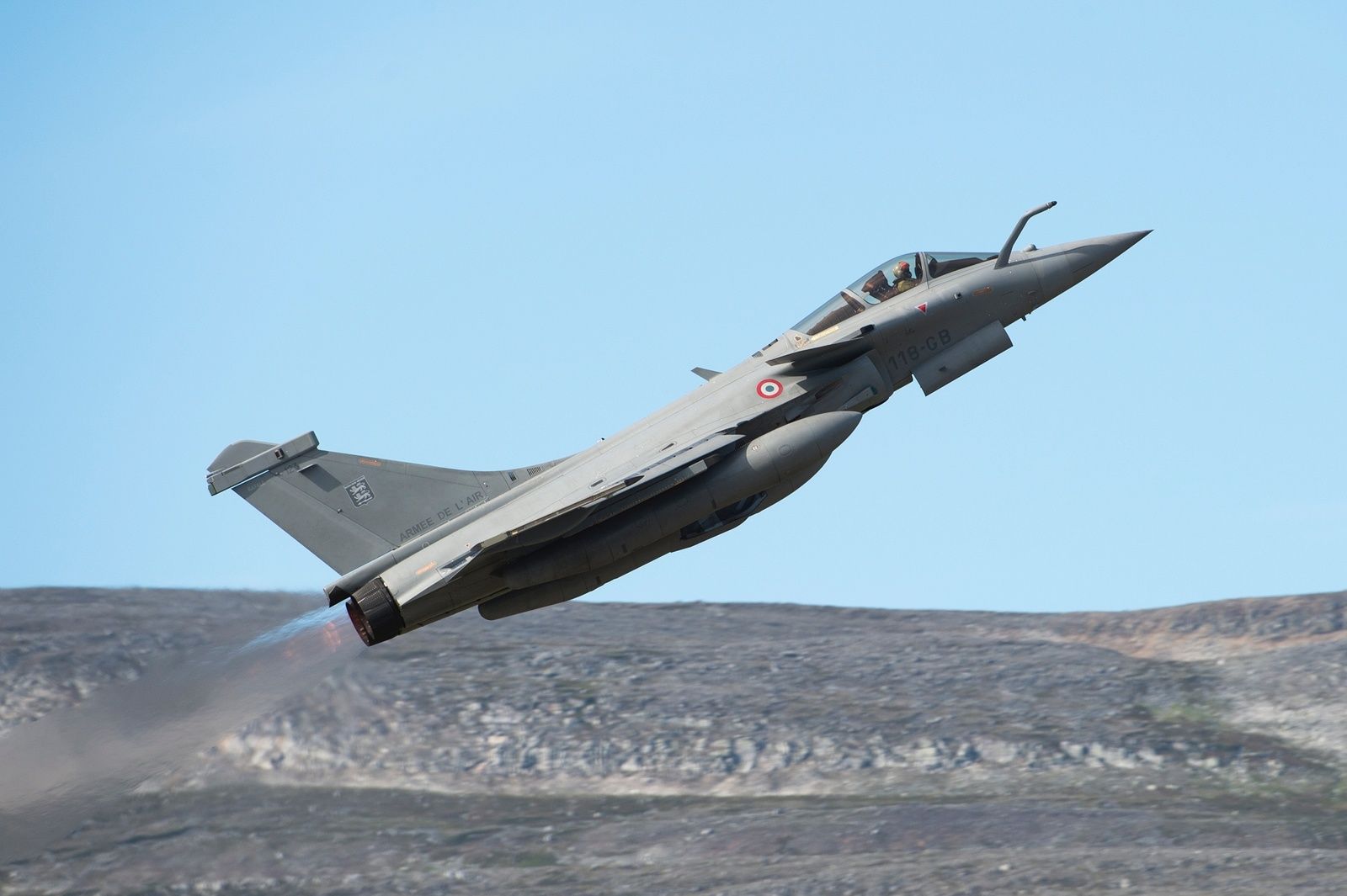 Combien De Rafale Possede La France La base aérienne 115 d'Orange confirmée pour accueillir un escadron de  Rafale Air - Defens'Aero