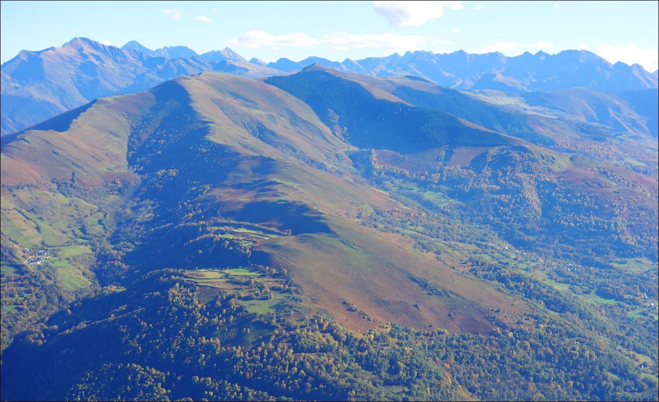 Pic du Pibeste depuis le Cap de la Serre / Ségus (Hautes-Pyrénées 65) AA Rando