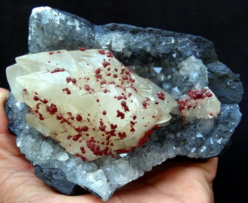 Red Fluorite Ball on Calcite on Geode of Quartz from Mahodari Mine, Nasik, Maharashtra, India (Private collection)