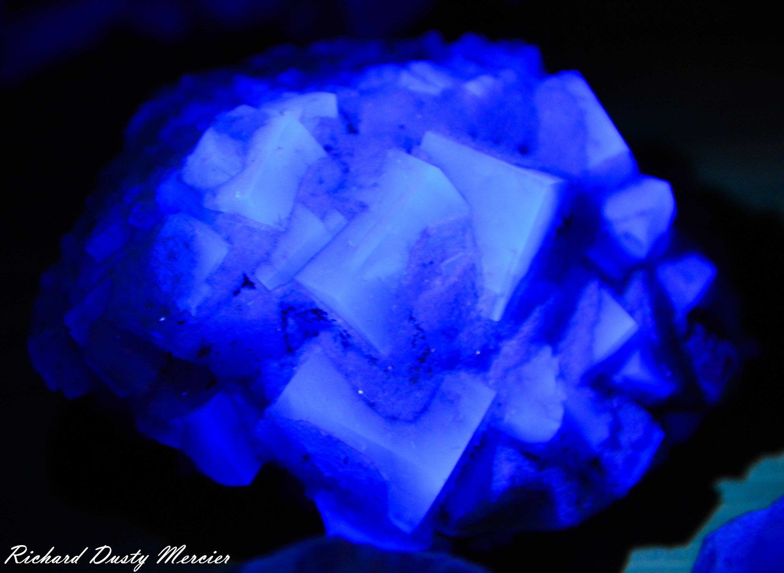 Fluorite (Fluorine) with Quartz from Rogerley mine, Durham, UK (GB) (size: Miniature)