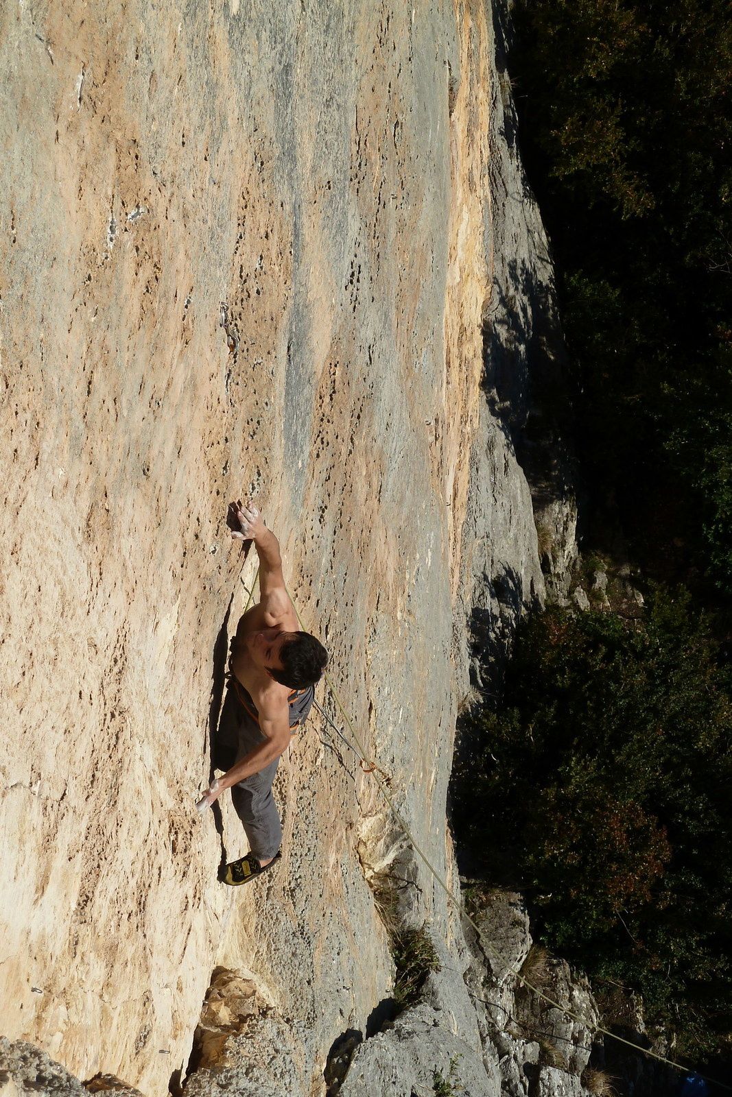 Crepit Ombleze Rock Climbing