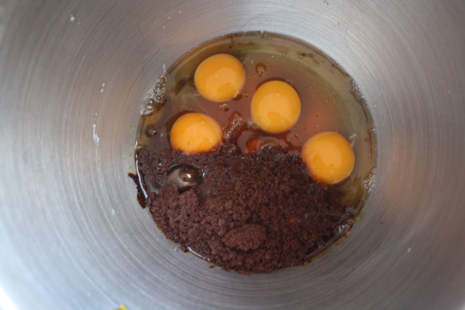 COEUR FRAMBOISE CAFE RELIGIEUSE ET TARTE CATIN