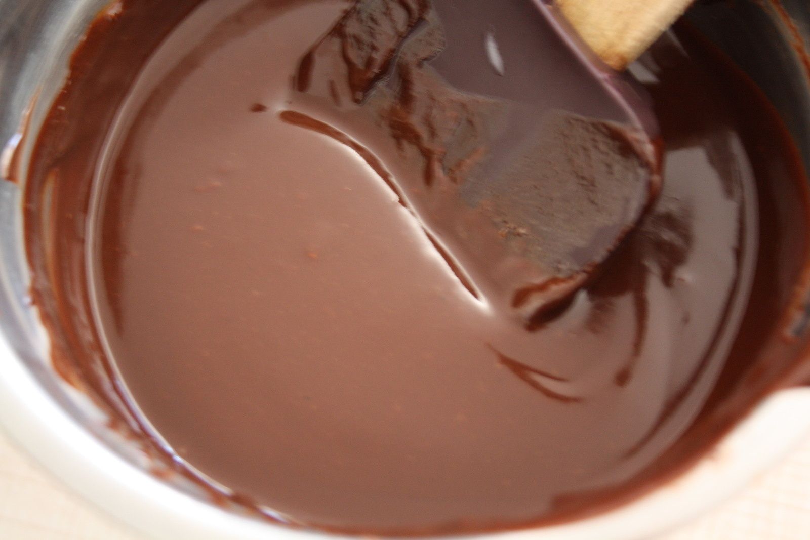 ECLAIRS CHOCOLAT TONKA INSPIRES DE YANN COUVREUR RELIGIEUSE ET TARTE CATIN