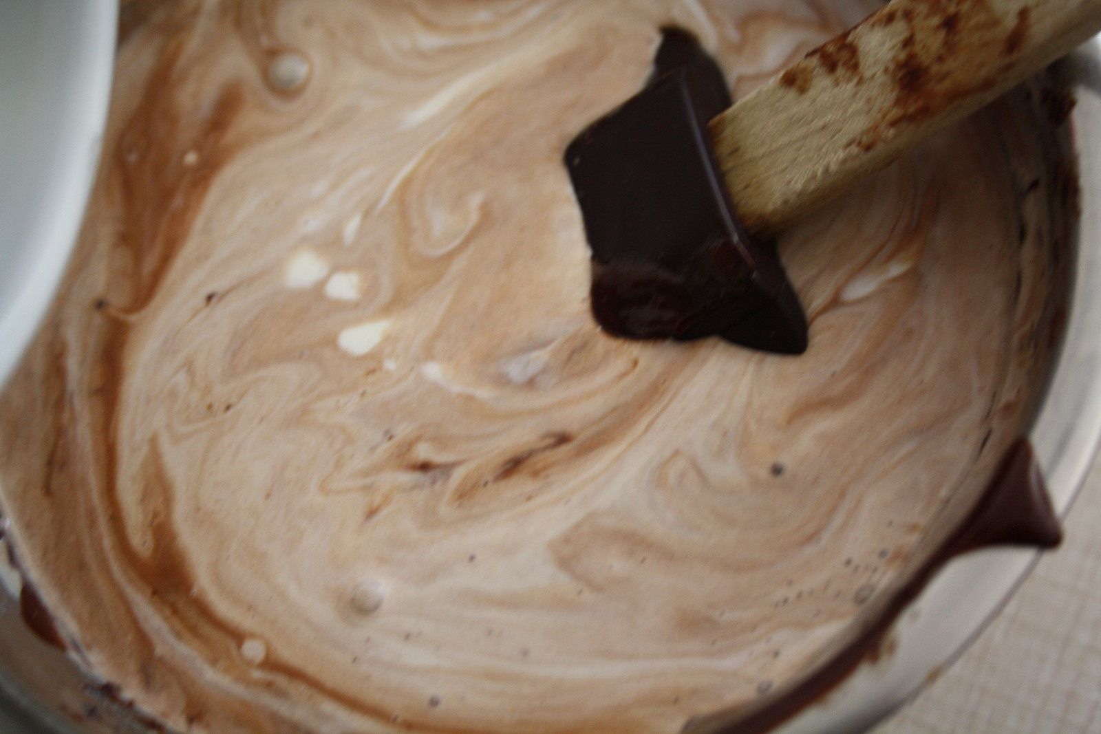 ECLAIRS CHOCOLAT TONKA INSPIRES DE YANN COUVREUR RELIGIEUSE ET TARTE CATIN