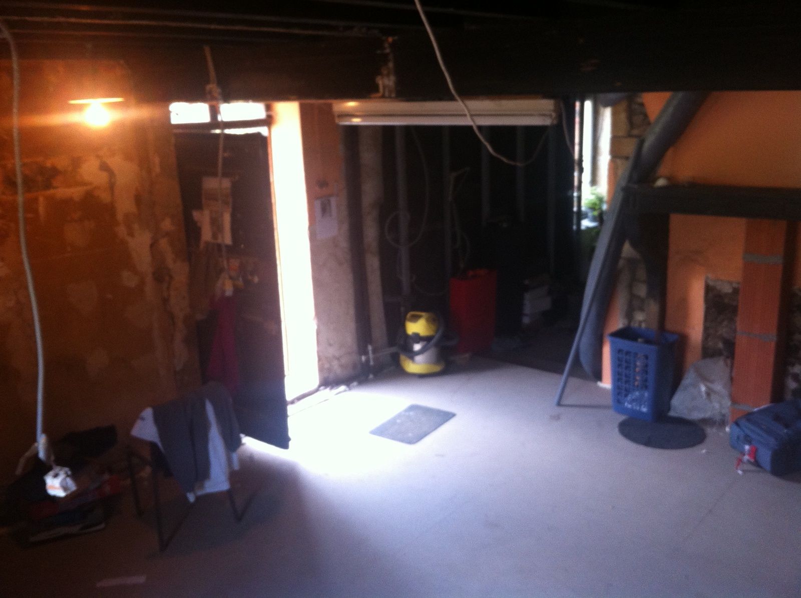Rénovation d'une maison du beaujolais venez suivre nos aventures ...