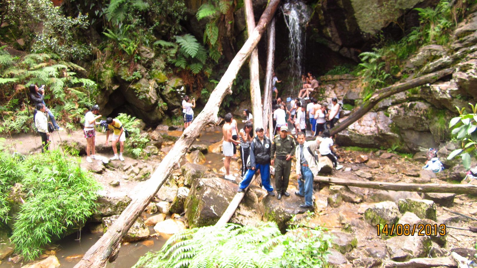 CAMINATAS ECOLOGICAS. Senderismo , una especialidad del montañismo, es