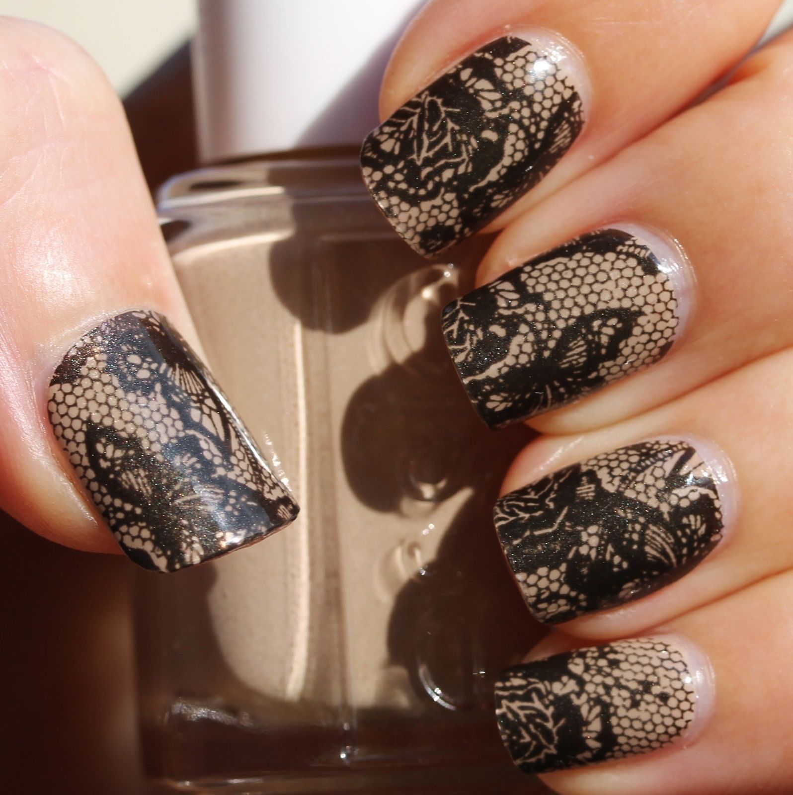 Essence Nail Fashion Stickers Gel Style (Lace & Butterflies) - Des