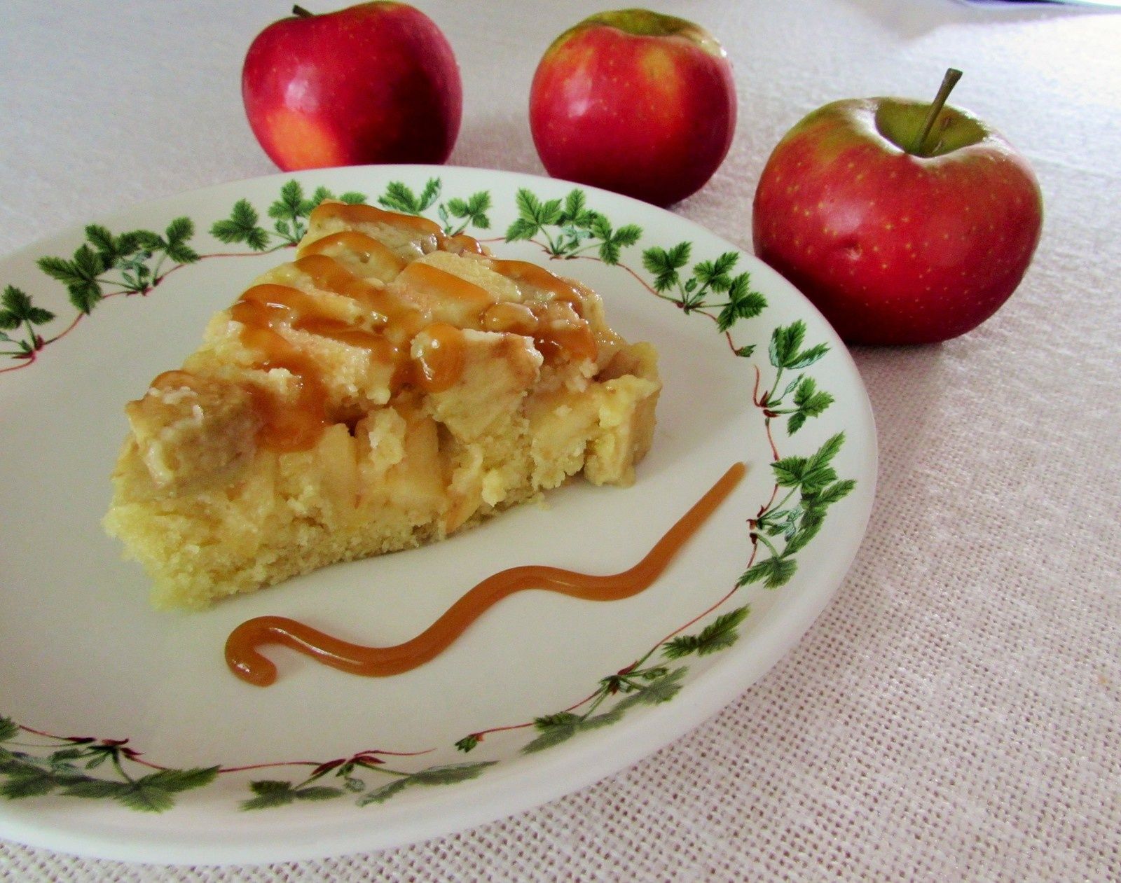 Gâteau aux pommes au micro-onde - Coco Symphonie