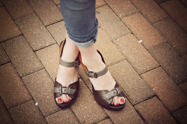 Report sandals, Color Blocking Fashion Trend