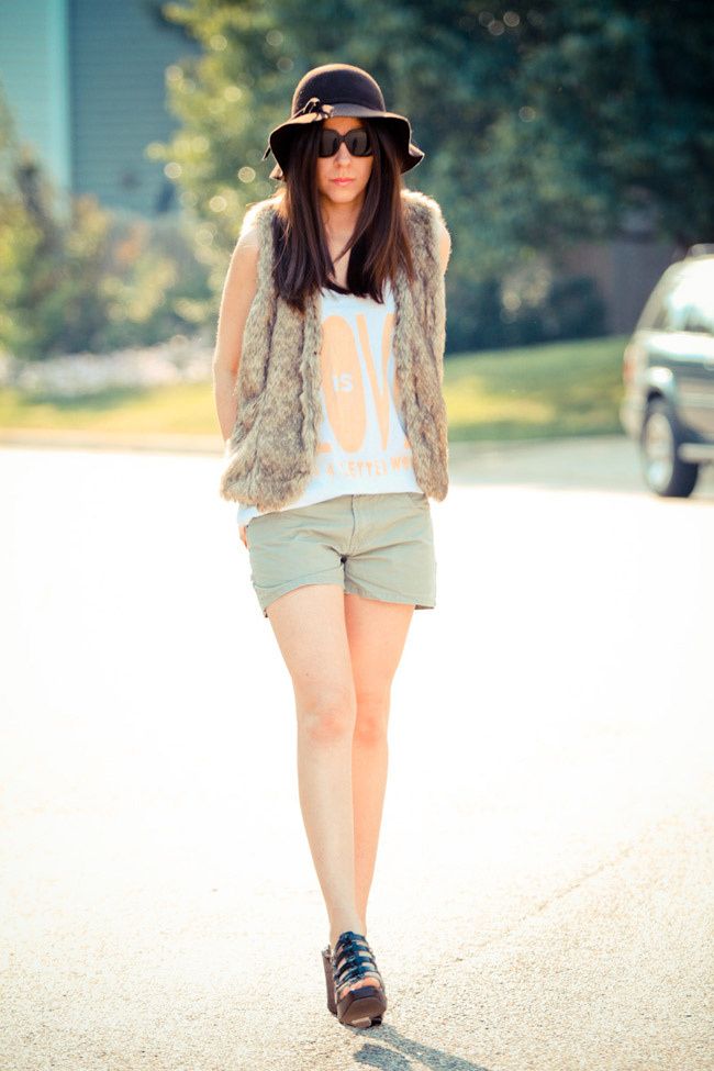 Faux Fur Vest, Rosie Huntington-Whiteley, Coachella Fashion
