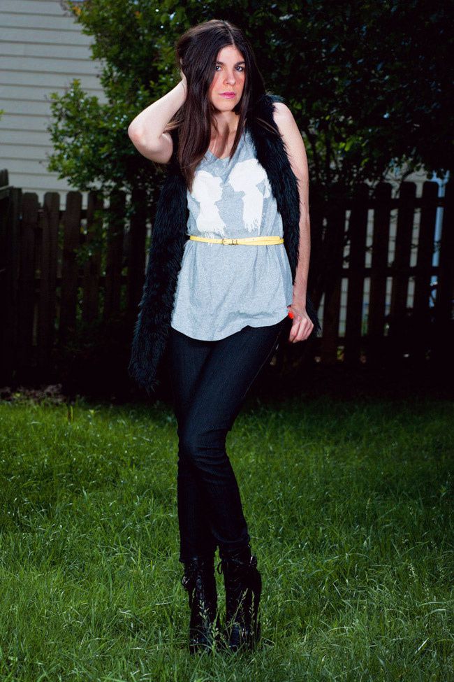Faux Fur Vest, Fashion, Outfit, Skinny Jeans, Guess boots, Forever 21