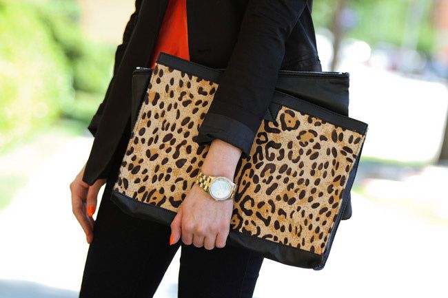 Neon Orange Fashion, Black Orchid Skinny Jeans, Black Blazer, Marc Jacobs Gold Watch, Leopard Print Clutch bag, Opening Ceremony Chloe Sevigny Mary Janes