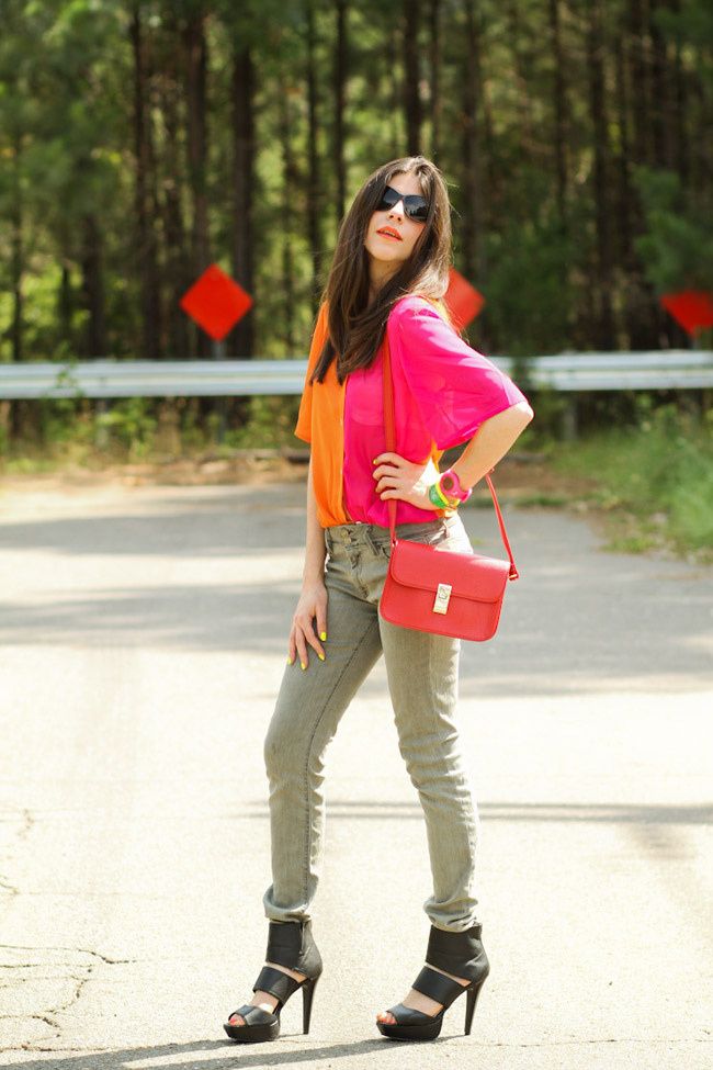 Color Block, Color Blocking, Khaki Army Hudson skinny jeans, Strappy platform sandals, Red Kate bag, Minkpink sunglasses, Outfit, Fashion blog