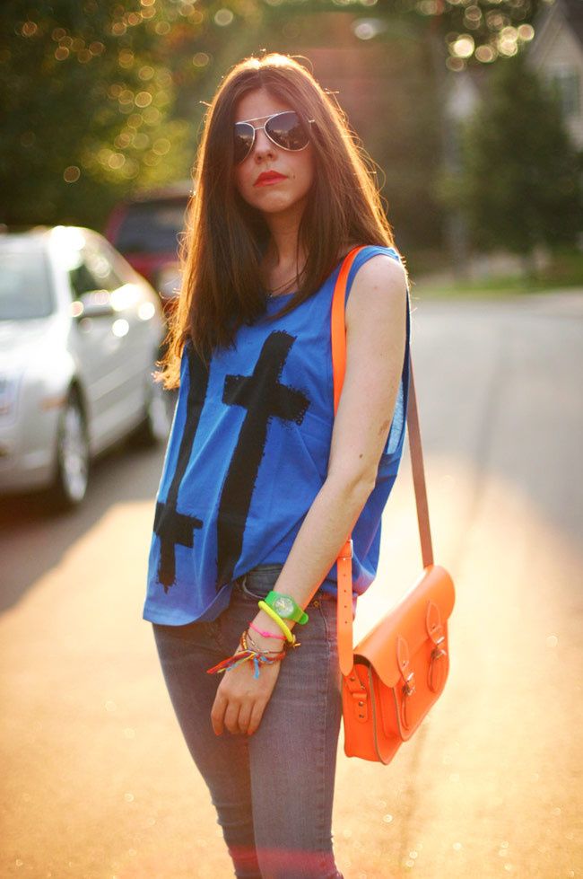 Cambridge Satchel Neon Flourescent bag, James Jeans Twiggy Karma, Friendship bracelets, Aviator Sunglasses, Fashion Outfit