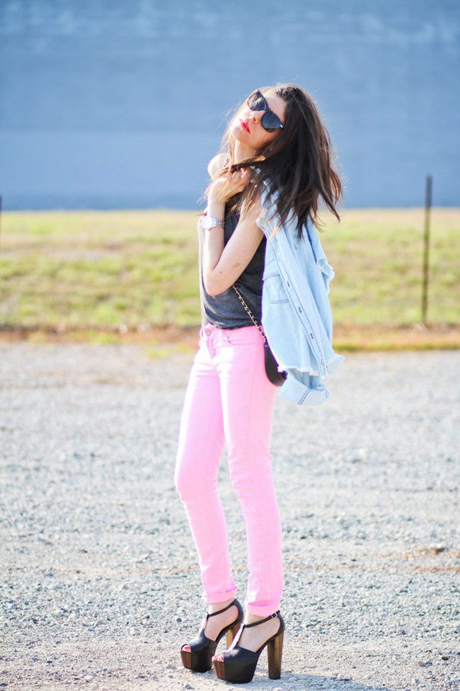 Neon Pink Skinny Jeans, Hot Pink, Fluorescent Fashion, Jessica Simpson Dany, Outfit, One Teaspoon Mickey Denim Shirt, Neon Nail Polish