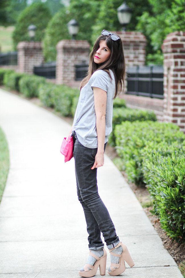 Hot Pink Nars Lipstick, Gray Pocket Tee, Skinny Jeans, Fashion Outfit