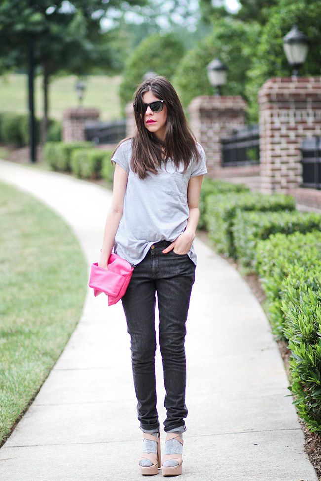 Hot Pink Nars Lipstick, Gray Pocket Tee, Skinny Jeans, Fashion Outfit