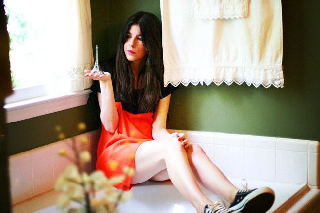 Motel sheer dress, color blocking Fashion, Eiffel Tower, Paris, Outfit
