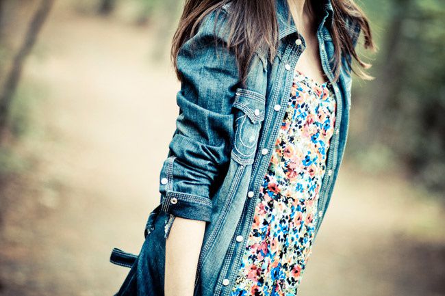 True Religion Jeans, French Connection Floral Dress, Jessica Simpson Dany, Fashion Outfit