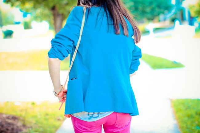 Hot Pink Jeans, Balenciaga clutch, Urban Outfitters, Blazer Fashion Outfit, Dior Extreme sandals