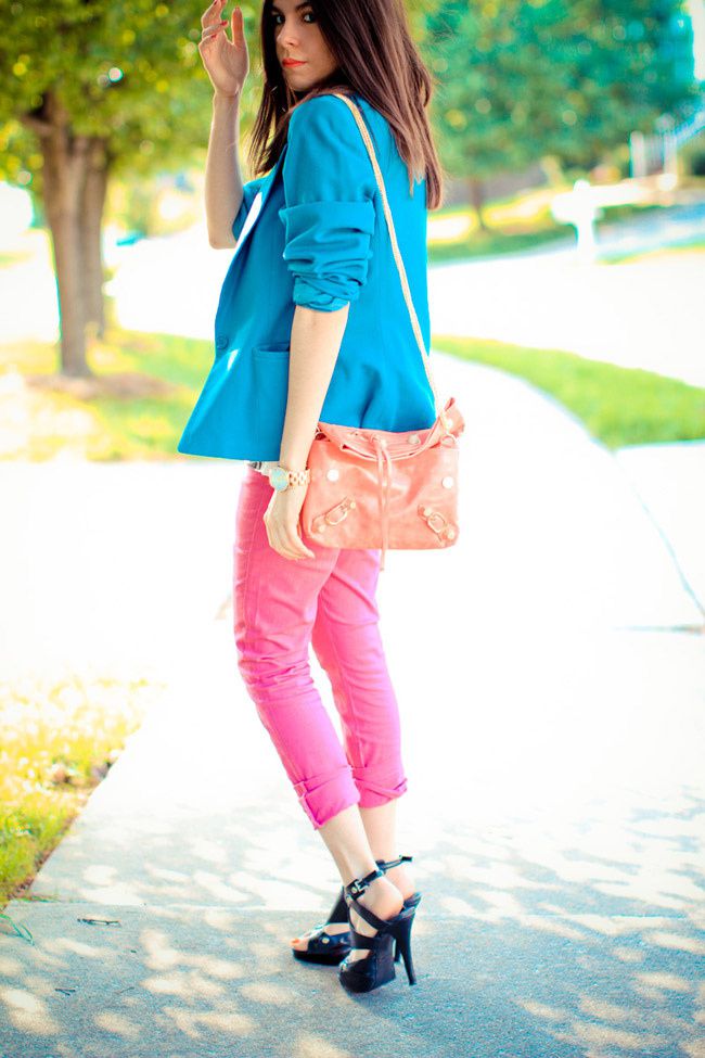 Hot Pink Jeans, Balenciaga clutch, Urban Outfitters, Blazer Fashion Outfit, Dior Extreme sandals