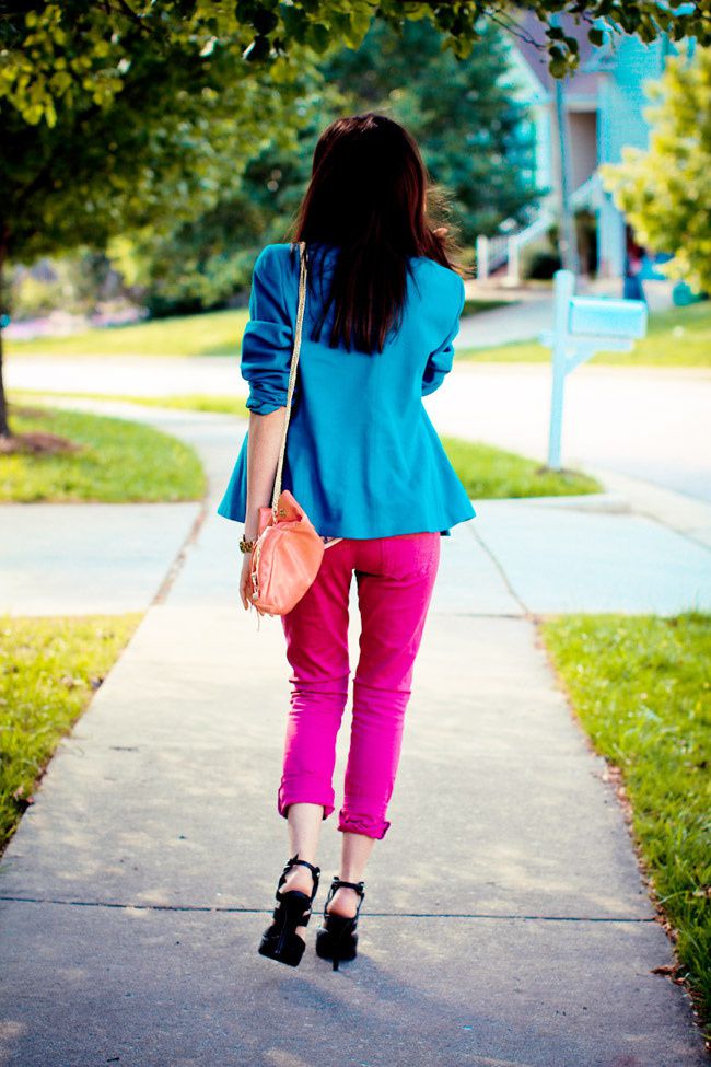 Hot Pink Jeans, Balenciaga clutch, Urban Outfitters, Blazer Fashion Outfit, Dior Extreme sandals