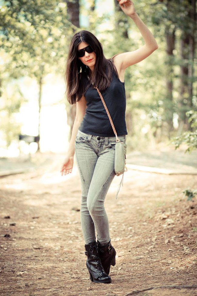 True Religion Skinny Jeans, Victorias Secret Tank Top, Guess Boots, Rebecca Minkoff MAC Clutch, Fashion Outfit