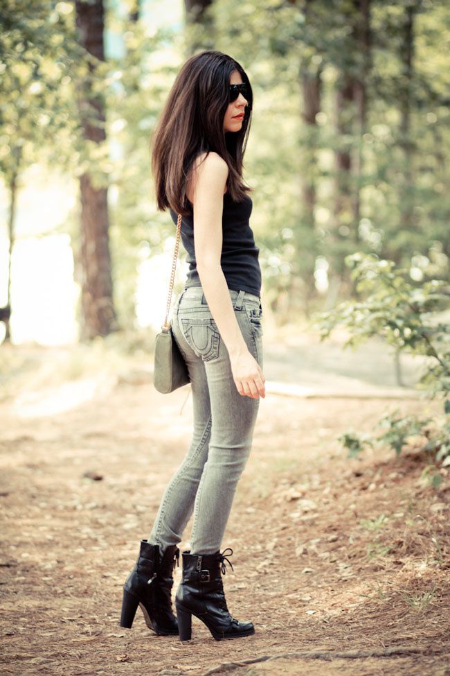 True Religion Skinny Jeans, Victorias Secret Tank Top, Guess Boots, Rebecca Minkoff MAC Clutch, Fashion Outfit