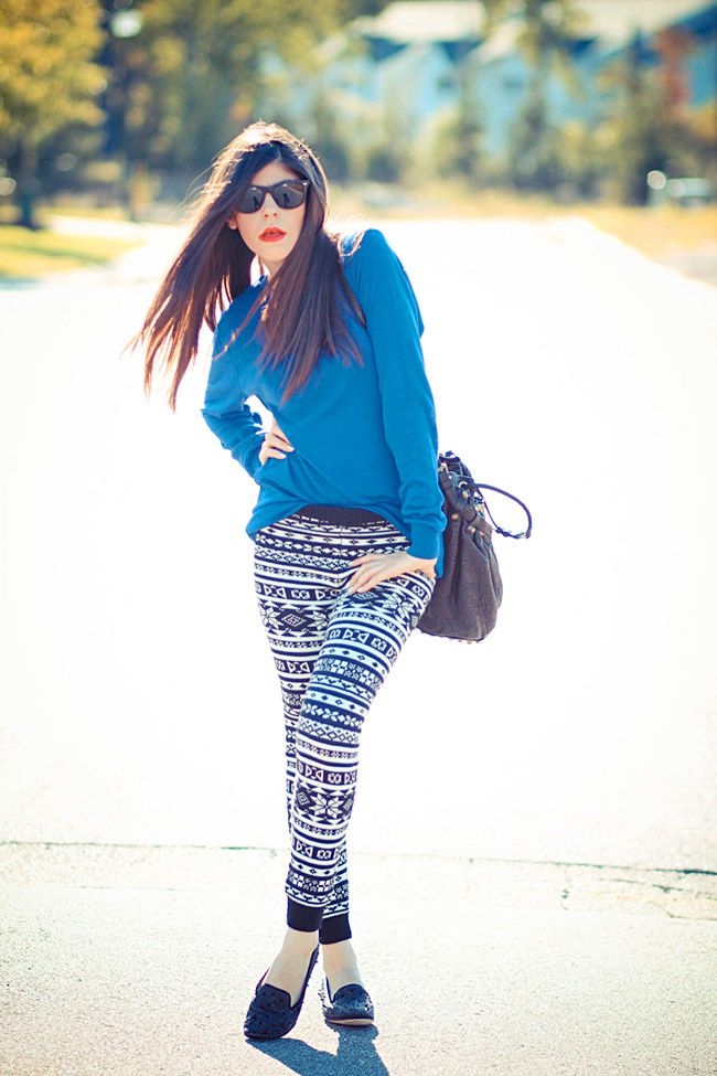 Alexander Wang Diego Bucket bag, American Apparel sweater, Hue ski leggings, Sam Edelman Adena Spike loafers, Fashion Outfit