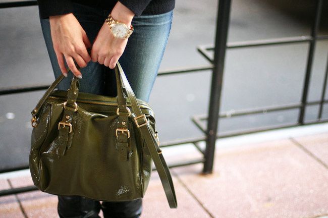 Fur vest, J Brand Skinny Jeans, Gucci boots, Gossip girl, Starbucks, Fashion outfit